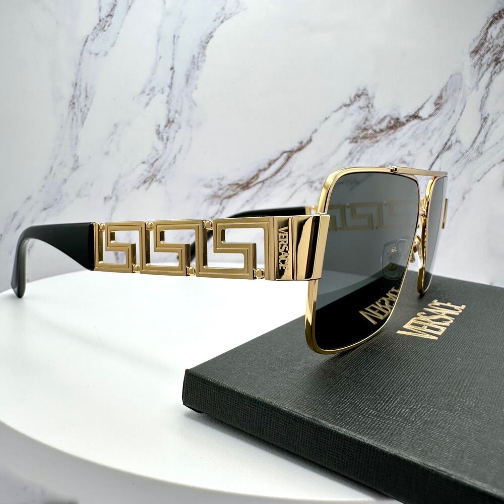 New VERSACE Sunglasses Gold Metal Greca Logo Rectangle Black Gray - Picture 11 of 16